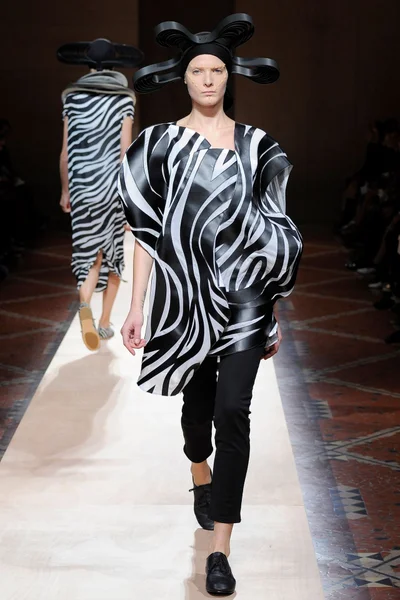 Look 31